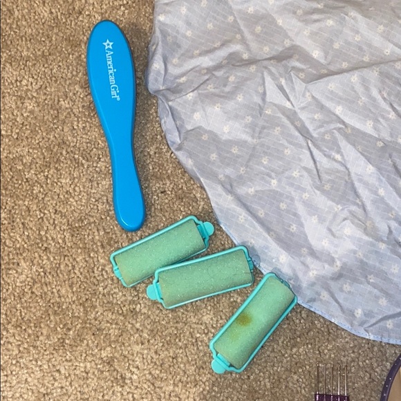 American Girl Doll Styling Set - Picture 2 of 4